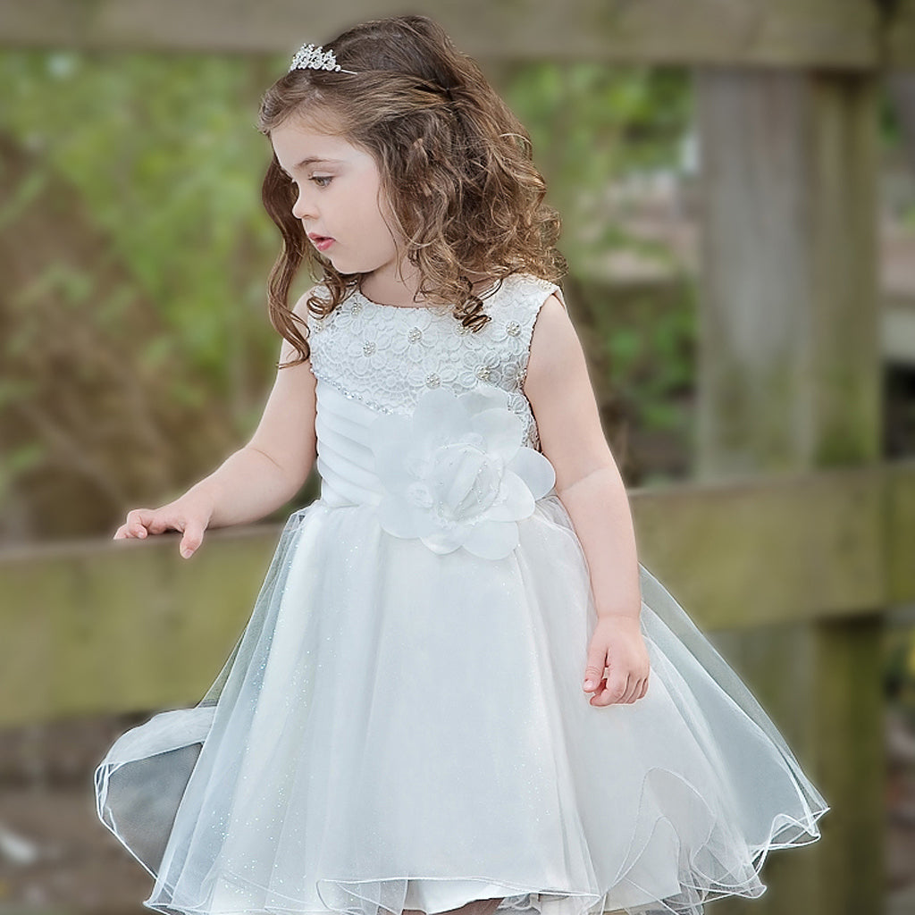What to Look for in a Flower Girl Dress?
