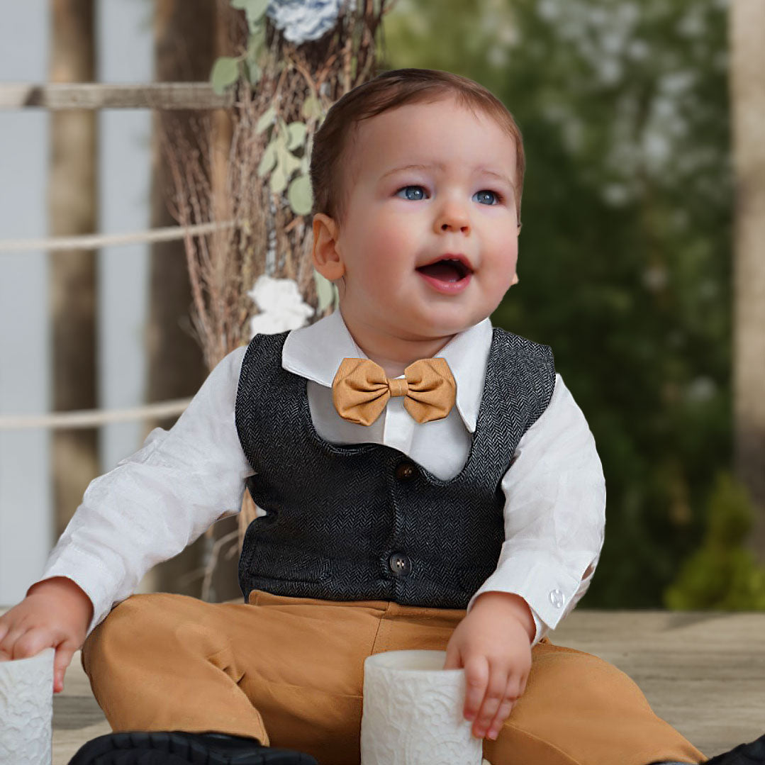 Tuxedo With Bow Tie Baby Boy Baby Bodysuit – Tstars