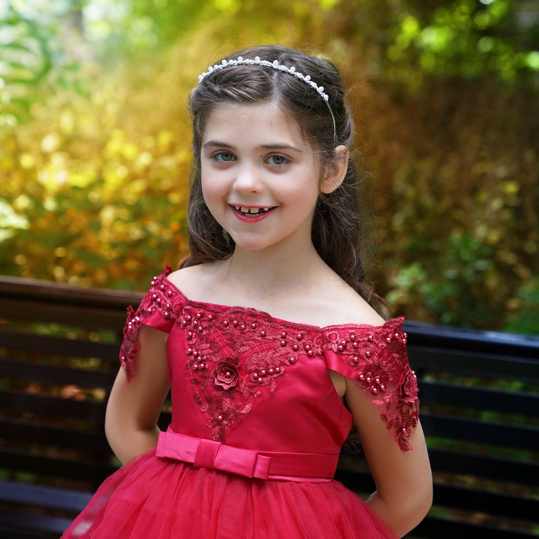 Cute Flower Girl Dresses With Short Sleeves Lace Appliqued Kids First  Communion Birthday Formal Gowns Romantic Tulle Skirt Little Girls Party  Prom Dress CL2829 From Allloves, $66.68 | DHgate.Com